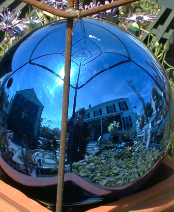 Garden Mirror Sphere, Rhode Island